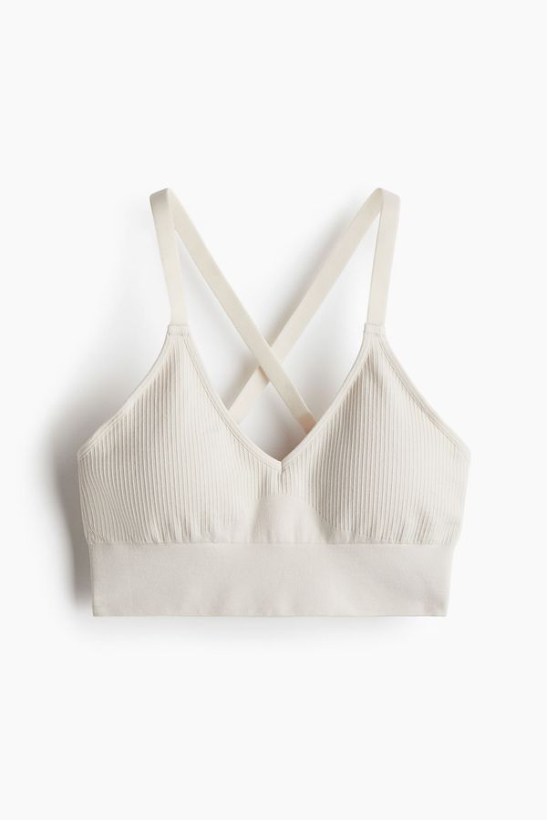 Sostén deportivo con DryMove™ Medium Support