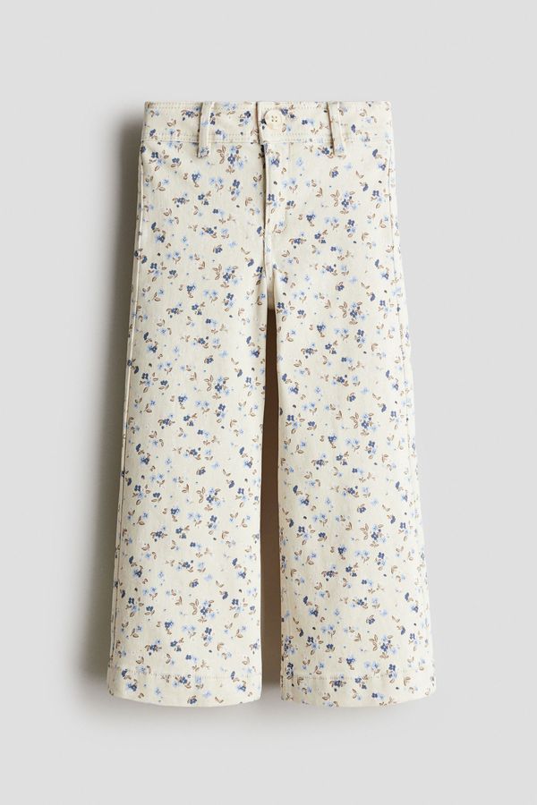 Pantalón amplio de sarga