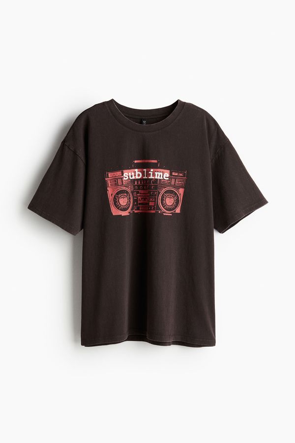 Polera oversize con estampado