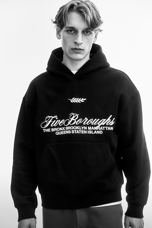 Polerón hoodie estampado Loose Fit