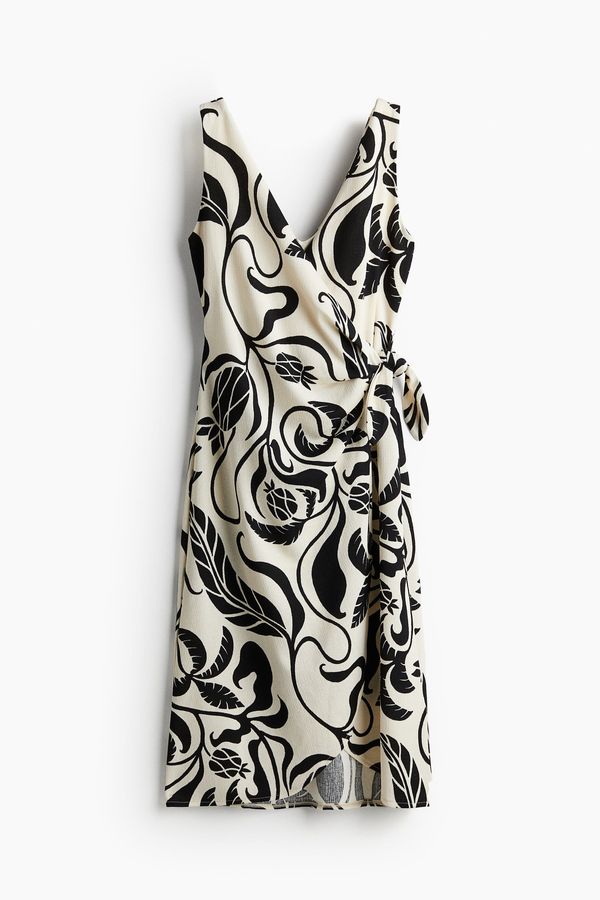 Vestido cruzado con textura