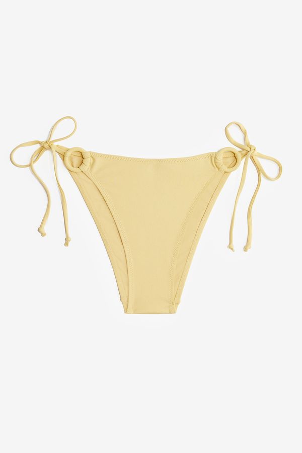 Bikini bottom atado tipo tanga