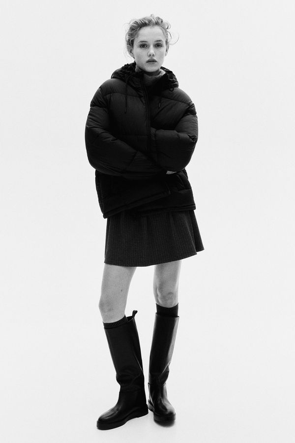 Parka puffy con capucha