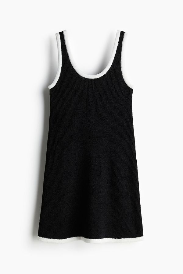 Vestido evasé en punto fino