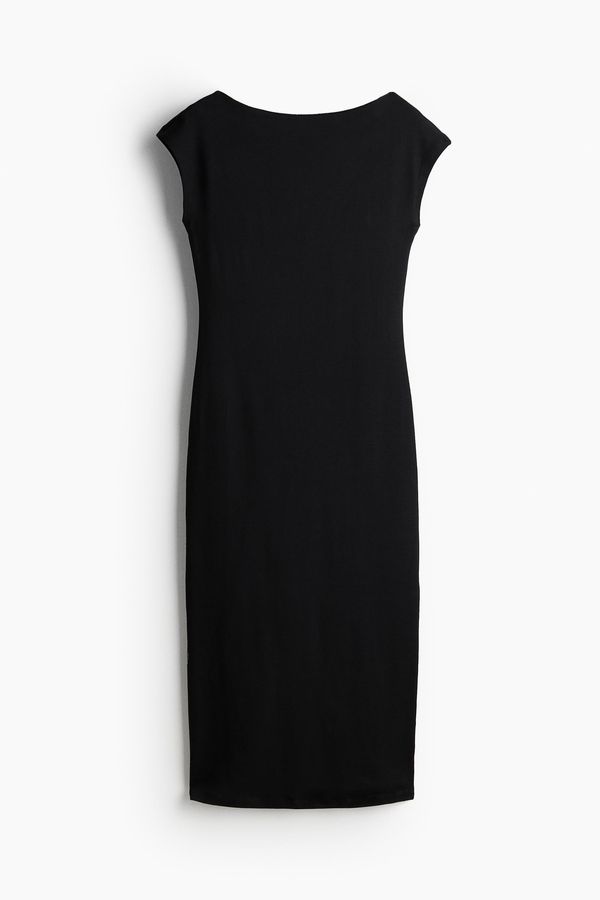 Vestido de punto con cuello bote