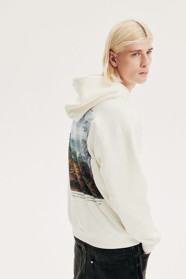 Polerón hoodie estampado Loose Fit