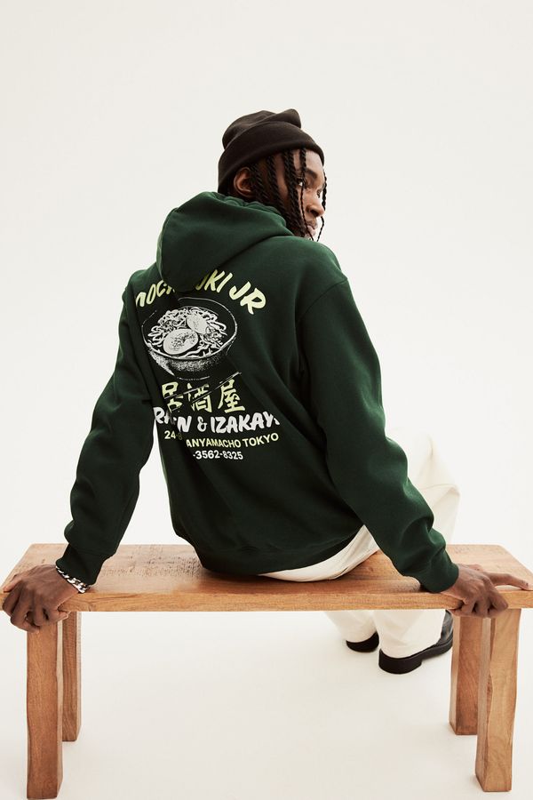 Polerón hoodie estampado Loose Fit