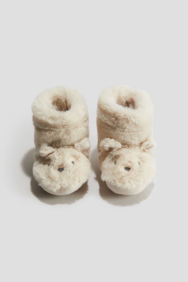 Pantuflas efecto peludo con suela blanda