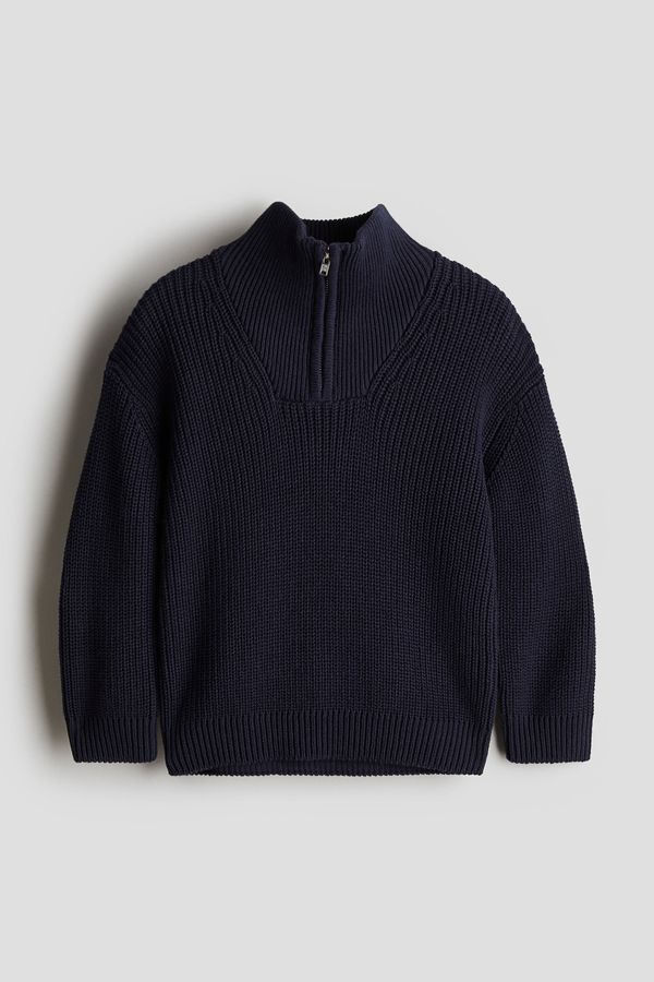 Sweater con medio cierre