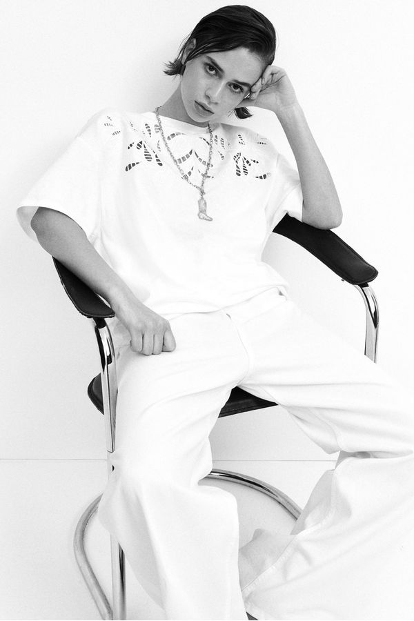Polera oversize con motivo