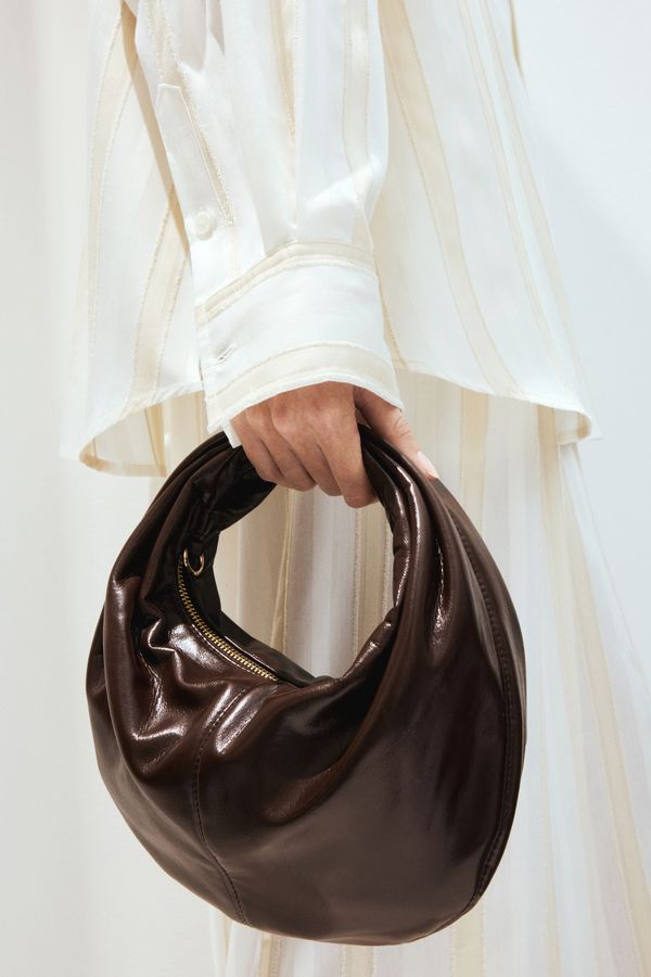Cartera cruzada