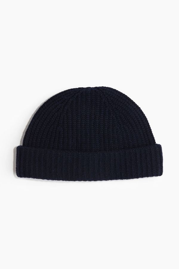 Gorro en punto acanalado de mezcla de lana