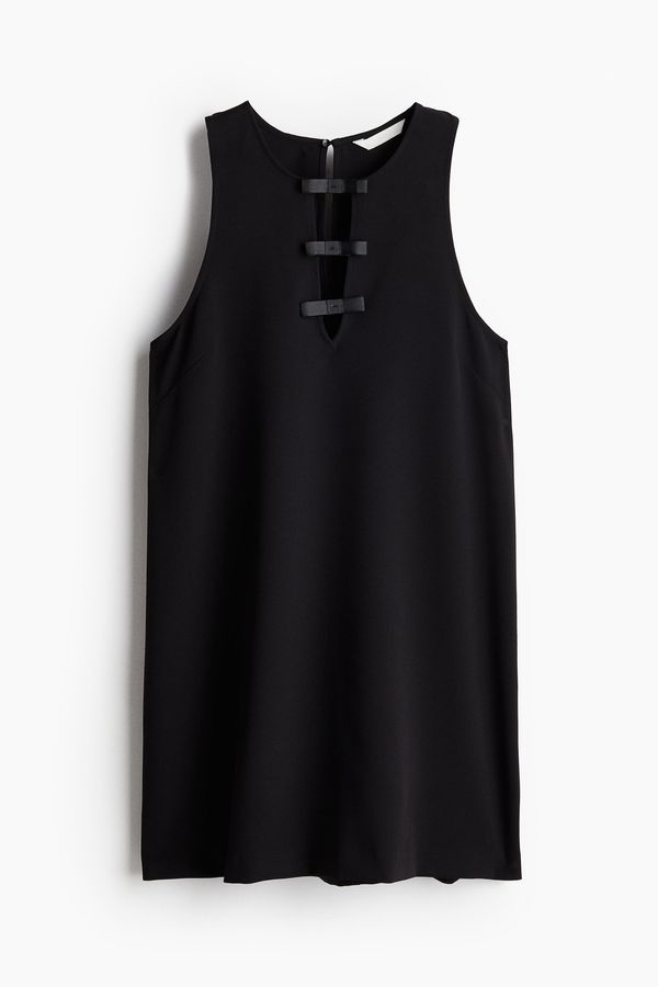 Vestido con lazos