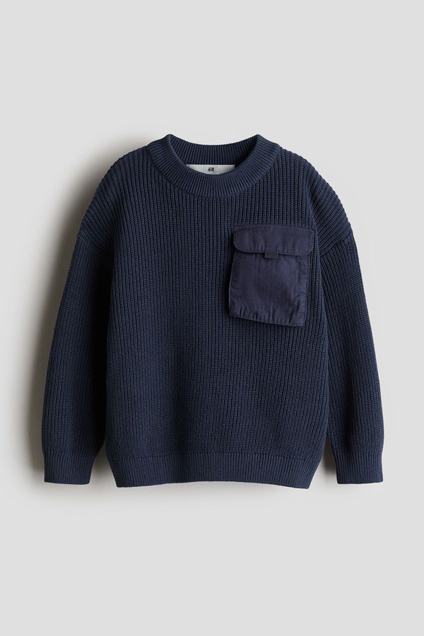 Sweater con bolsillo de solapa