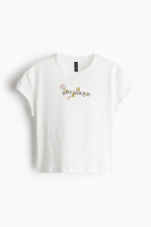 Polera cropped estampada