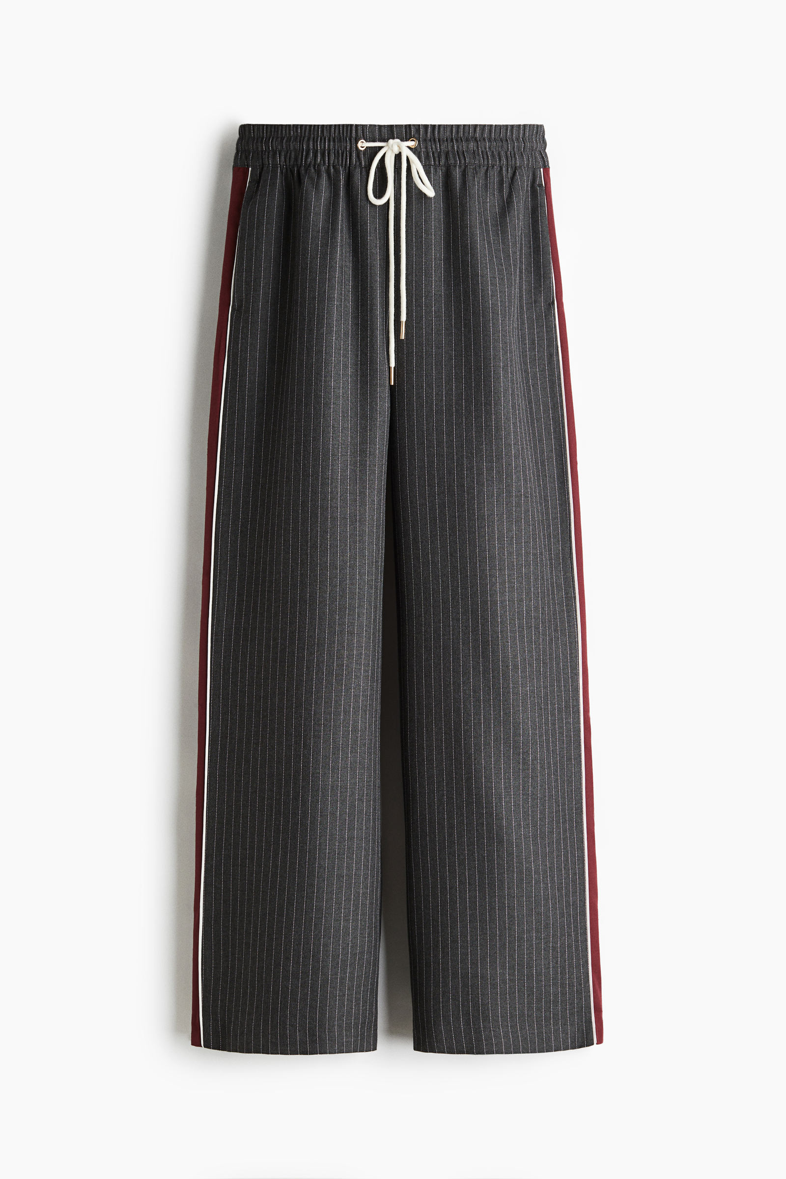 Pantalón amplio con cordón de ajuste