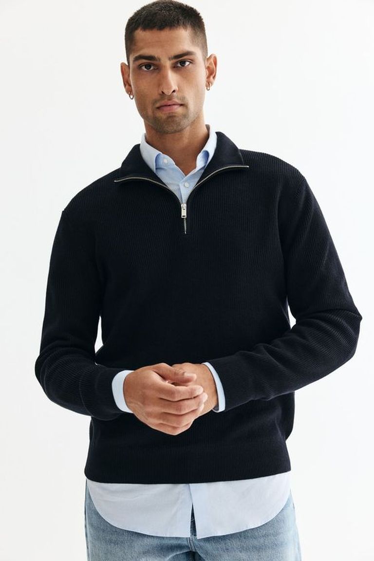 Sweater-con-medio-cierre-